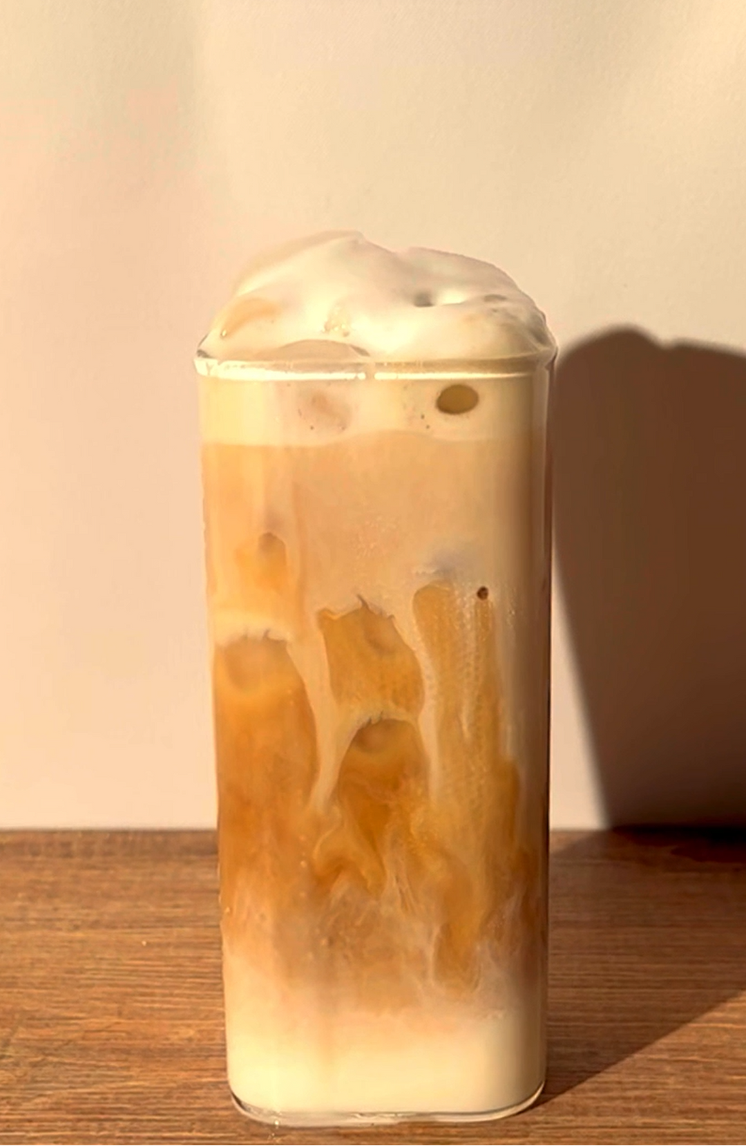 Das Rezept für den perfekte Caramel Iced Latte