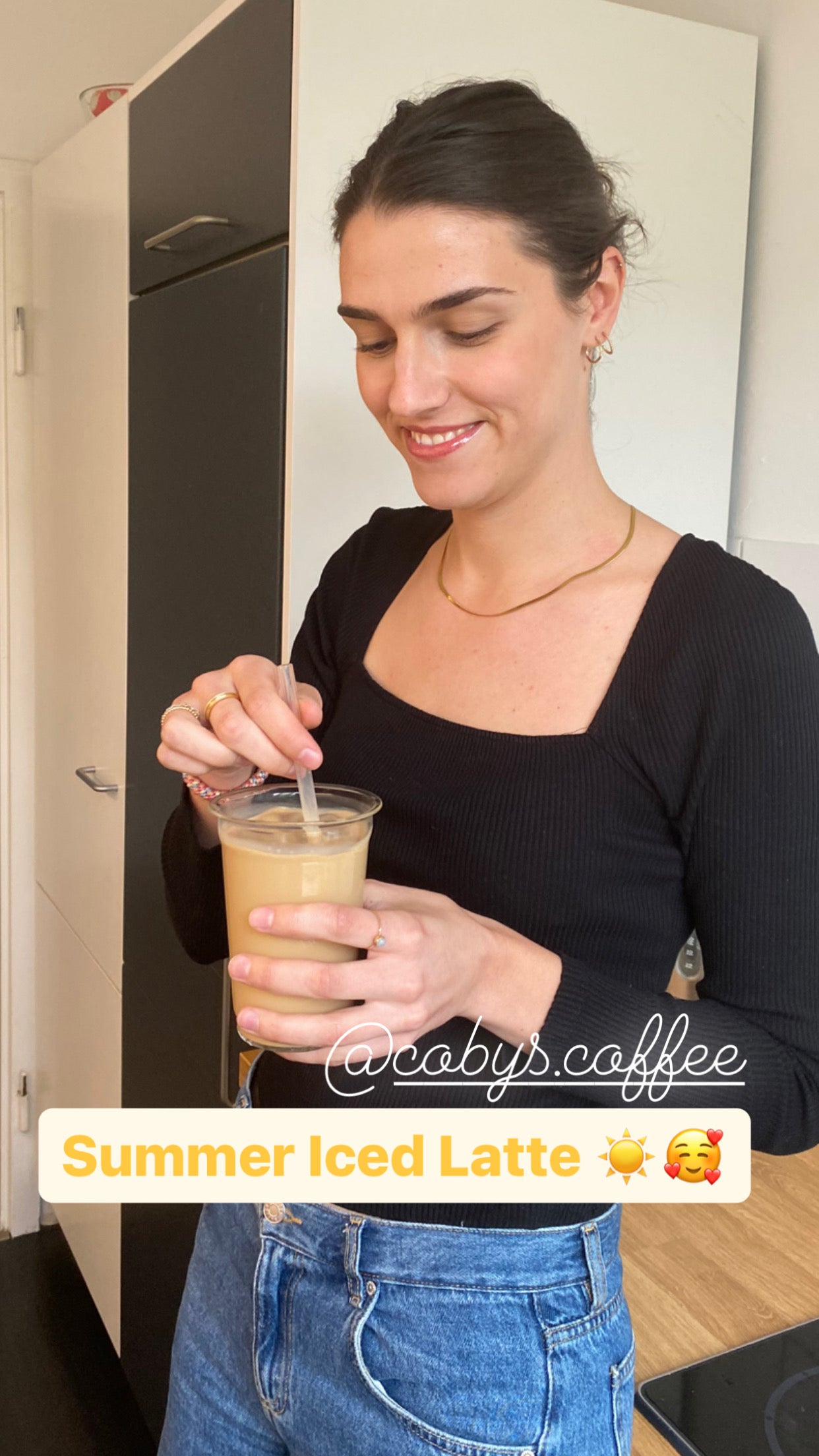 Bild von Cobys Kaffeekonzentrat in einem Summer Iced Latte