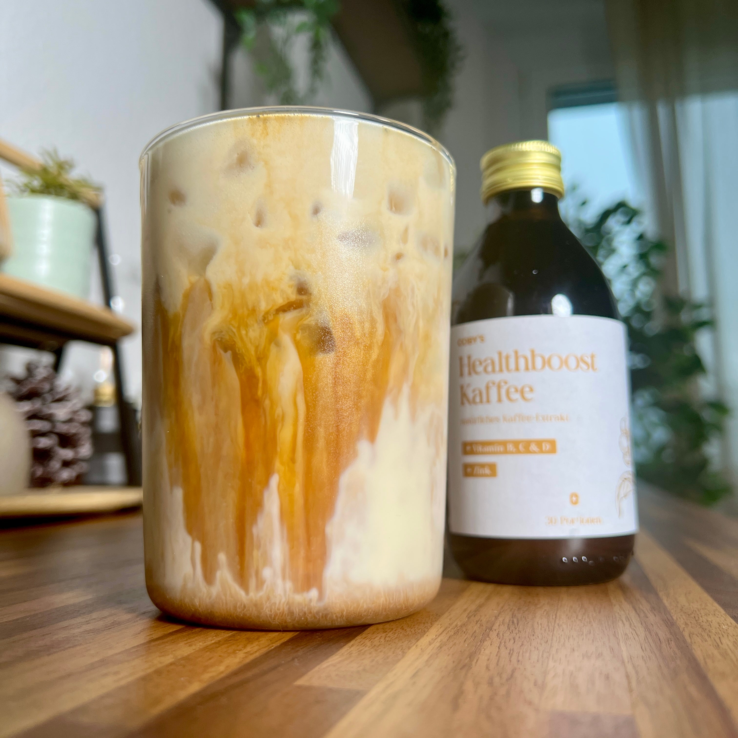 health-boost-iced-coffee-quadrat.jpg__PID:40981b2c-f370-4937-9cc8-5bfbd7960ee4